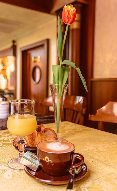 Hotel Del Corso SantʼAntìoco 외부 사진
