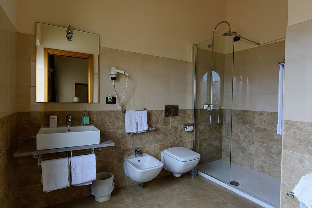 Hotel Del Corso SantʼAntìoco 외부 사진